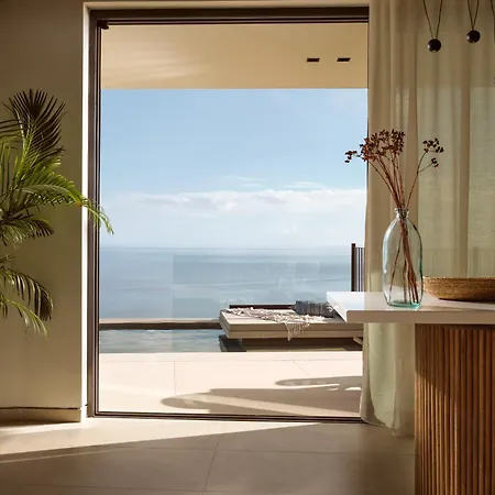 Verdante Villa