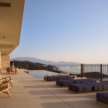 Verdante Villa *