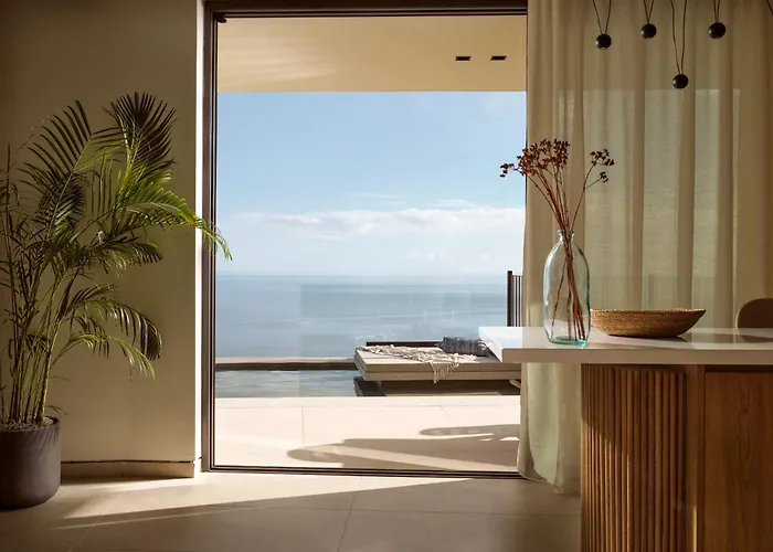 Verdante Villa