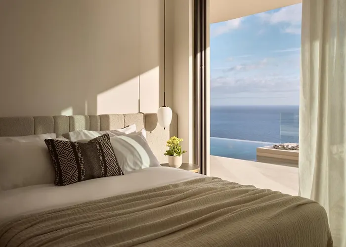 Verdante Villa *